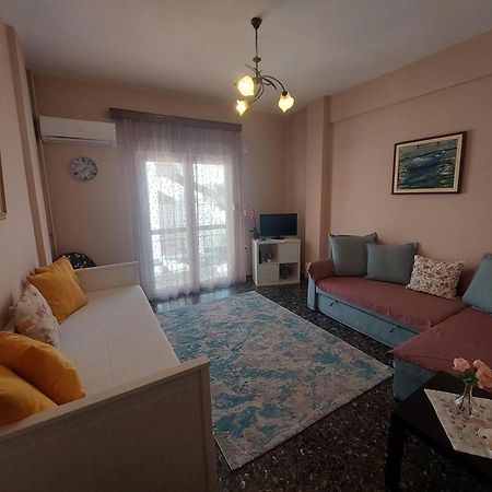Crystal Home Near Airport 阿特米达 外观 照片